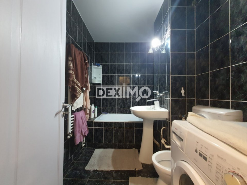 APARTAMENT CU 3 CAMERE MOBILAT SI UTILAT CENTRALA GAZE