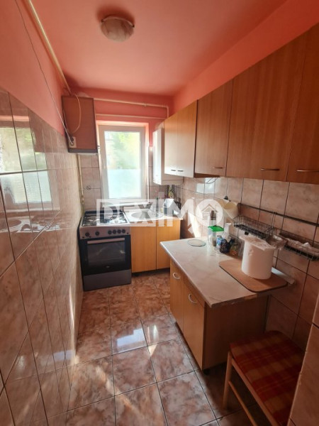 Apartament 3 Camere - Tomis Nord - Etaj 1 - Mobilat - Centrala Pe Gaze