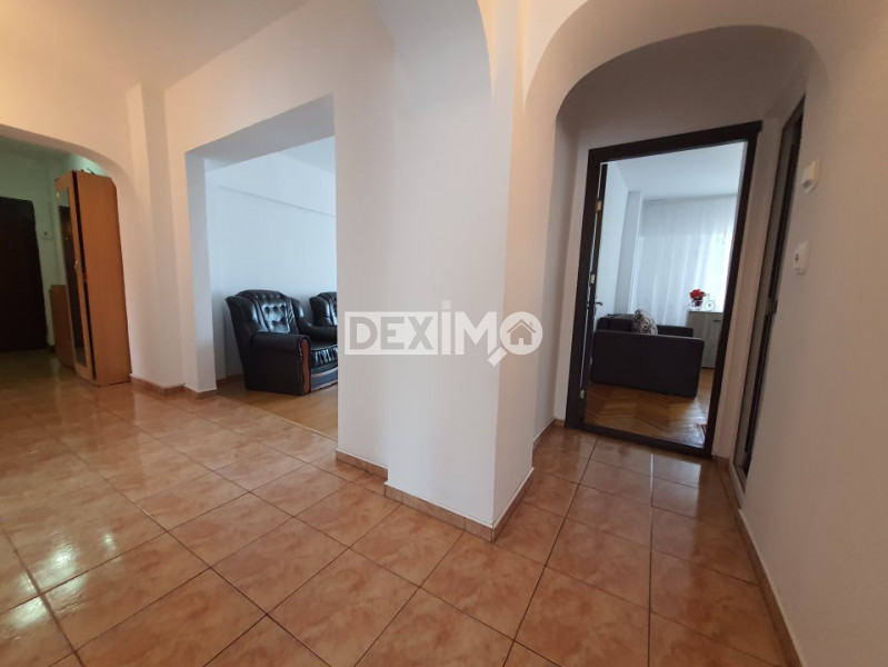 Apartament 4 Camere - Zona Far - Etaj Intermediar - Gaze La Aragaz
