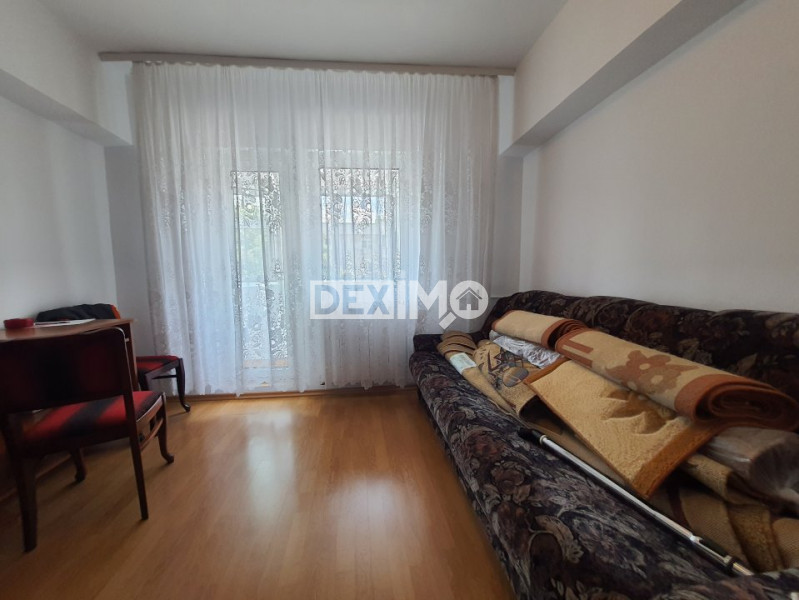Apartament 4 Camere - Zona Far - Etaj Intermediar - Gaze La Aragaz