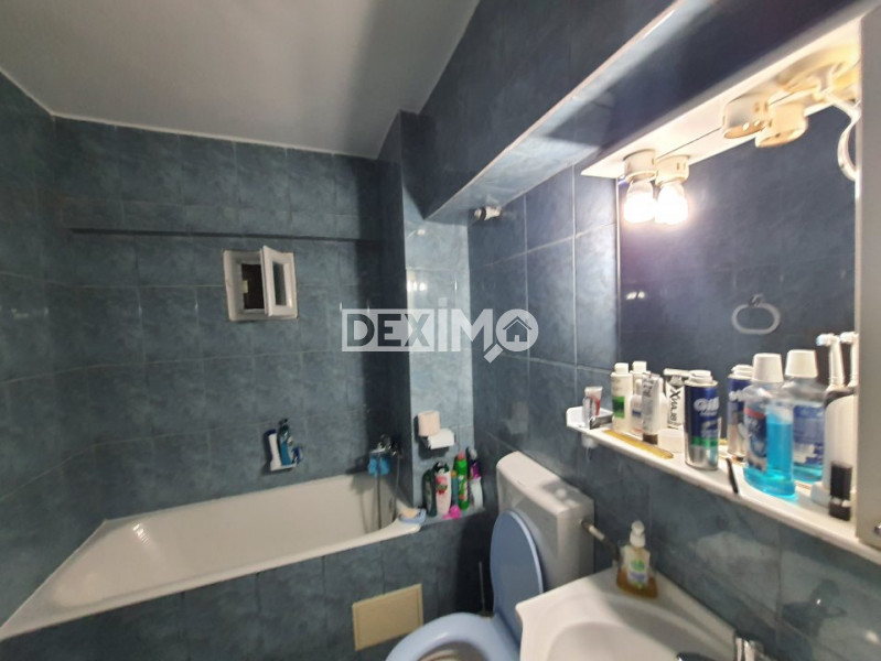 Apartament 4 Camere - Zona Far - Etaj Intermediar - Gaze La Aragaz