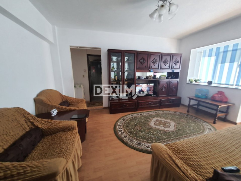 Apartament 3 Camere - Zona CET - Etaj 1 - Renovat - Mobilat - Centrala Gaze