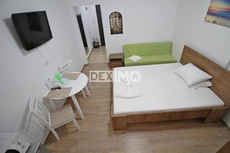 Garsoniera - Mamaia Nord - Stefan Building - La Doi Pasi De Mare