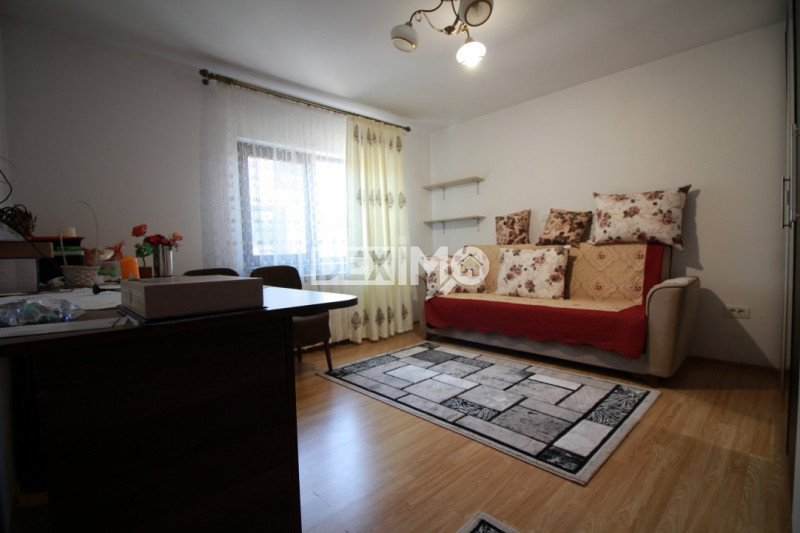 Casa 4 Camere - Km 5 - Mobilata/Utilata - Centrala Pe Gaze - Termen Lung