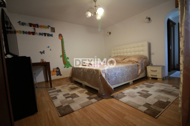 Casa 4 Camere - Km 5 - Mobilata/Utilata - Centrala Pe Gaze - Termen Lung