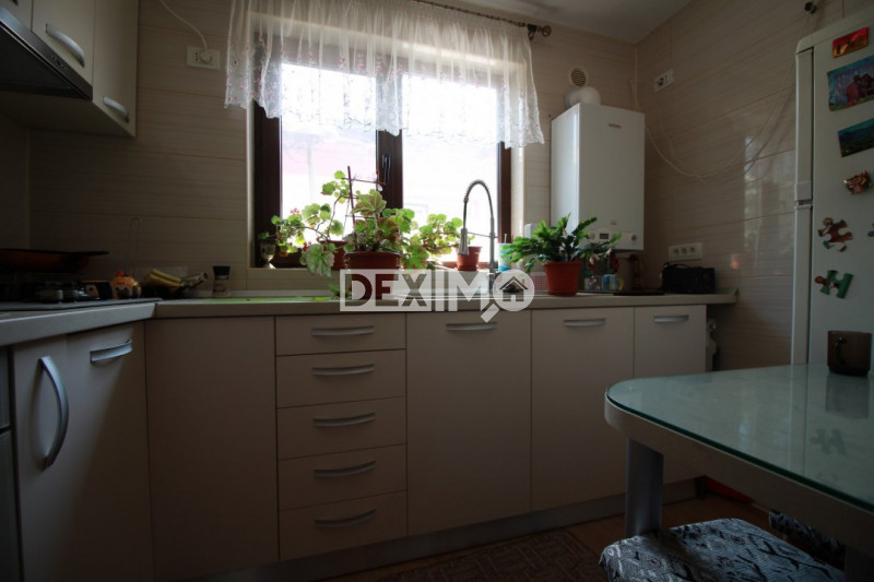 Casa 4 Camere - Km 5 - Mobilata/Utilata - Centrala Pe Gaze - Termen Lung