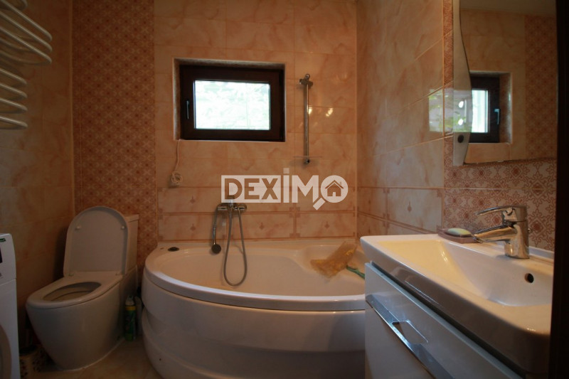 Casa 4 Camere - Km 5 - Mobilata/Utilata - Centrala Pe Gaze - Termen Lung