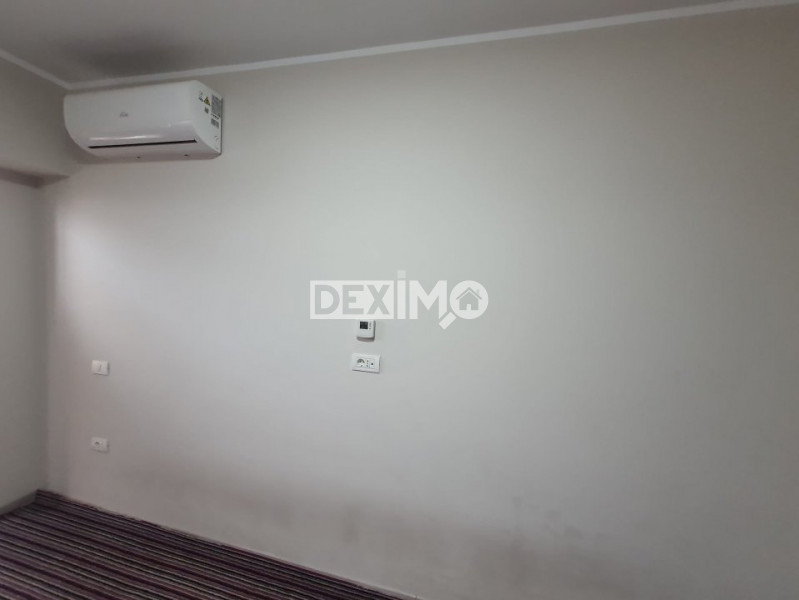 Apartament 3 Camere - Casa De Cultura - Etaj Intermediar - Centrala Pe Gaze 