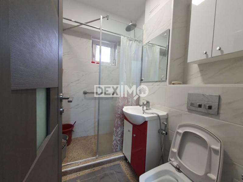 Apartament 3 Camere - Casa De Cultura - Etaj Intermediar - Centrala Pe Gaze 