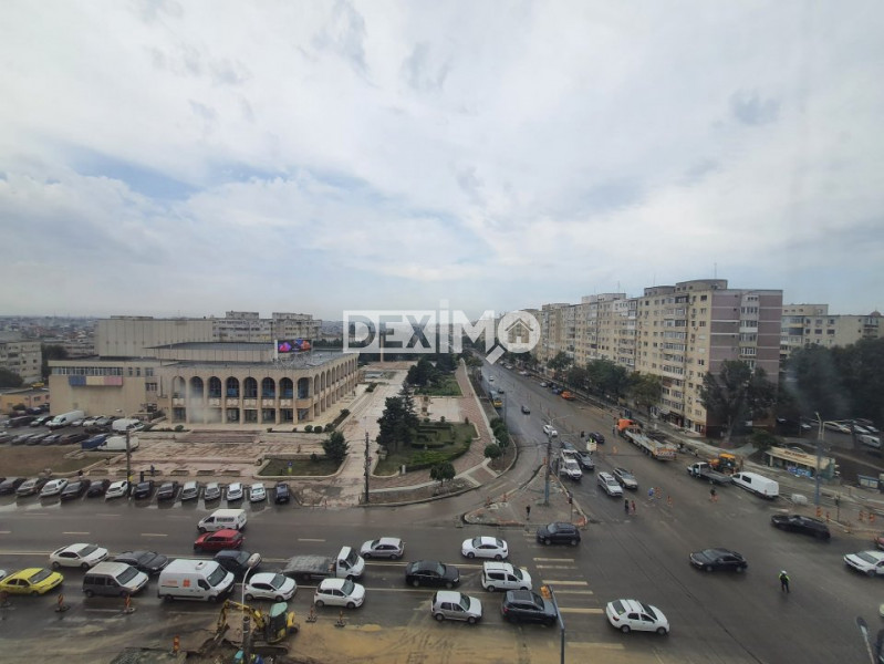 Apartament 3 Camere - Casa De Cultura - Etaj Intermediar - Centrala Pe Gaze 