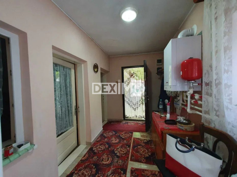 Casa 4 Camere - Zona Amzacea - Centra Pe Gaze