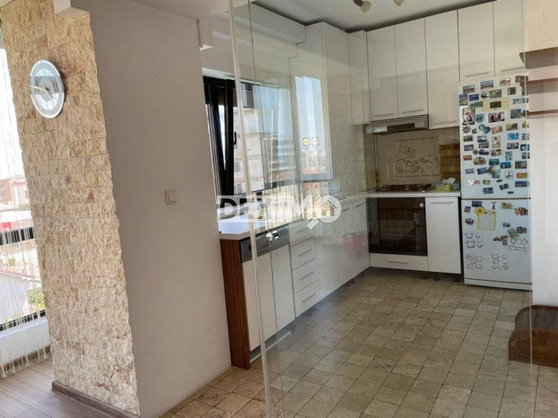 Apartament 3 Camere - Bloc Nou -  Renovat - Partial Mobilat - Loc Parcare