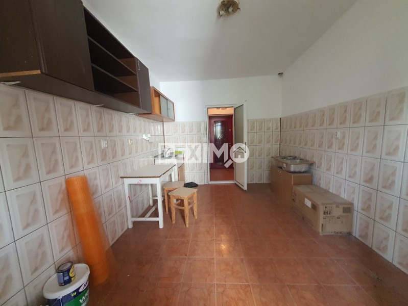 Apartament 2 Camere Decomandate - Zona CET - Etaj 2 