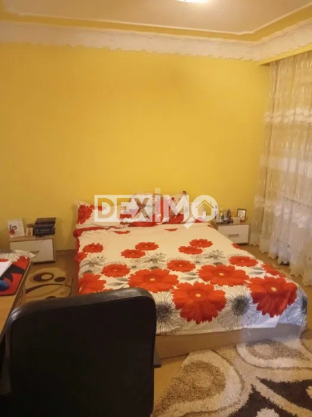 Apartament 4 Camere - Zona Gara - Etaj 1 - Gaze Pe Scara