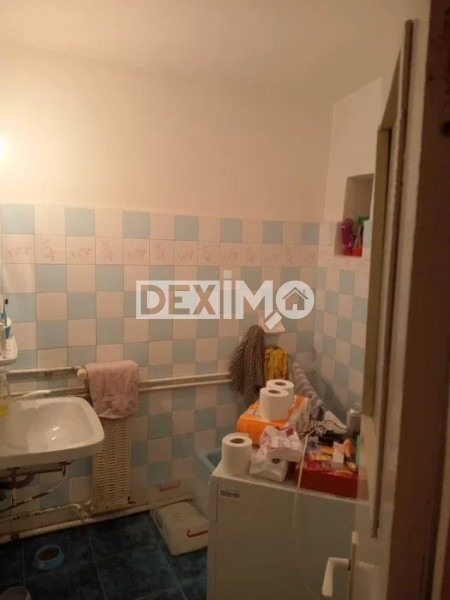 Apartament 4 Camere - Zona Gara - Etaj 1 - Gaze Pe Scara