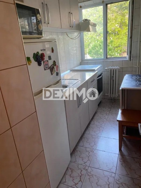 Apartament 3 Camere - Tomis Nord - Etaj 3 - Boxa In Proprietate