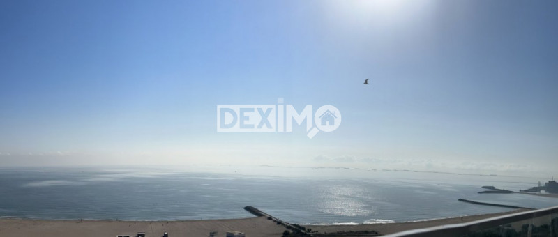 Apartament DE LUX - Ultracentral - Vedere Frontala La Mare - Loc Parcare