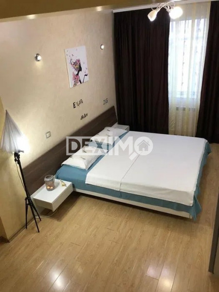 Apartament 4 Camere - 1120 EURO / MP - 2 Locuri De Parcare - OCAZIE !!!