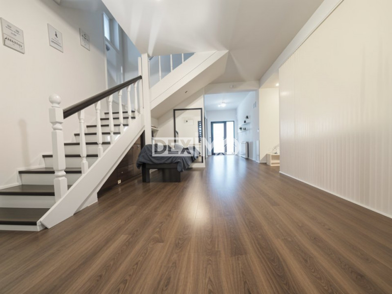 VILA SUPERBA P+1 - LAZU - TEREN 300 Mp - MOBILATA - CENTRALA PE GAZE