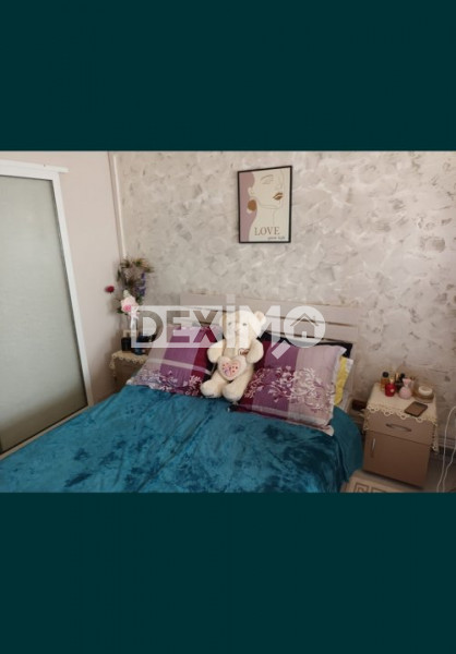 Garsoniera - Zona CET - Etaj 2 - Mobilata Complet