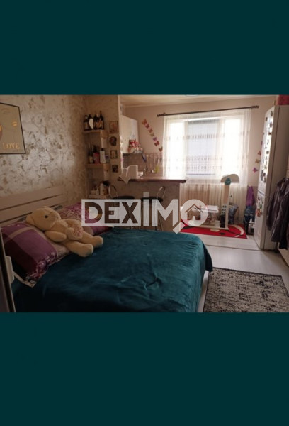 Garsoniera - Zona CET - Etaj 2 - Mobilata Complet