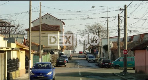 Garsoniera - Zona Far - Mobilata - Parter