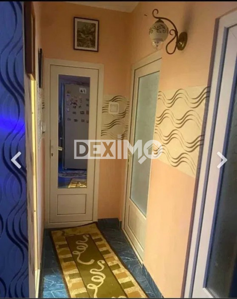 Apartament 3 Camere Decomandate - Zona ICIL - Etaj 3 - Centrala Pe Gaze