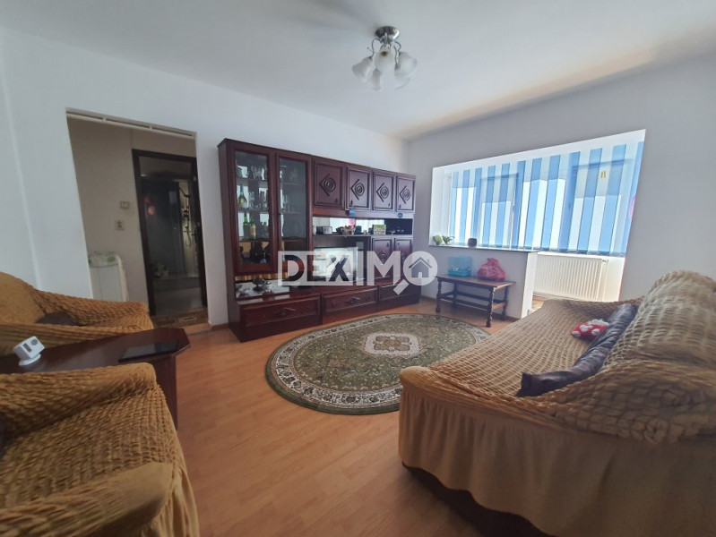 Apartament 3 Camere - Zona CET - Etaj 1 - Mobilat - Centrala Gaze - Termen Lung