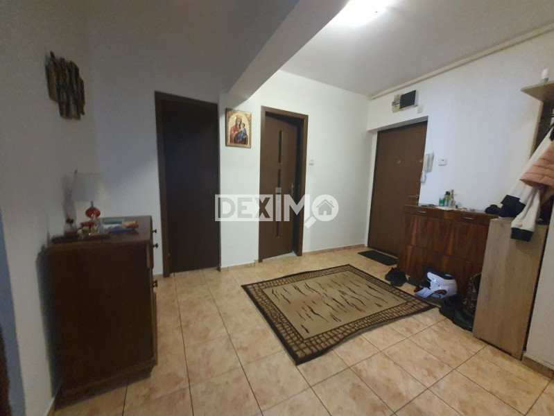 Apartament 3 Camere - Zona CET - Etaj 1 - Mobilat - Centrala Gaze - Termen Lung