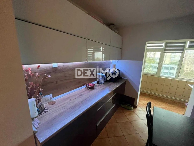 Apartament 3 Camere - Tomis Nord - Etaj 4 Cu Pod - Mobilat - Centrala Gaze