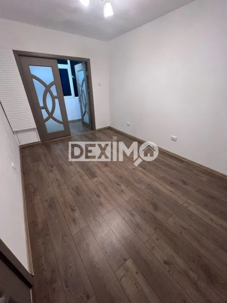 Apartament 3 Camere - Faleza Nord - Reyna - Etaj 2 - Renovat - Centrala Pe Gaze