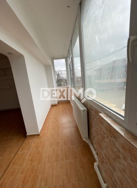 Apartaemnt 4 Camere - Faleza Nord - Reyna - Etaj 1 - Centrala Pe Gaze