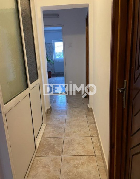 Apartaemnt 4 Camere - Faleza Nord - Reyna - Etaj 1 - Centrala Pe Gaze