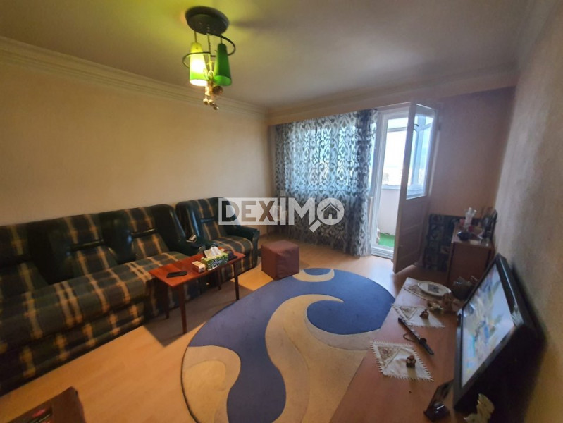 OCAZIE!!! TOMIS NORD APARTAMENT CU 3 CAMERE DECOMANDAT CENTRALA GAZE 