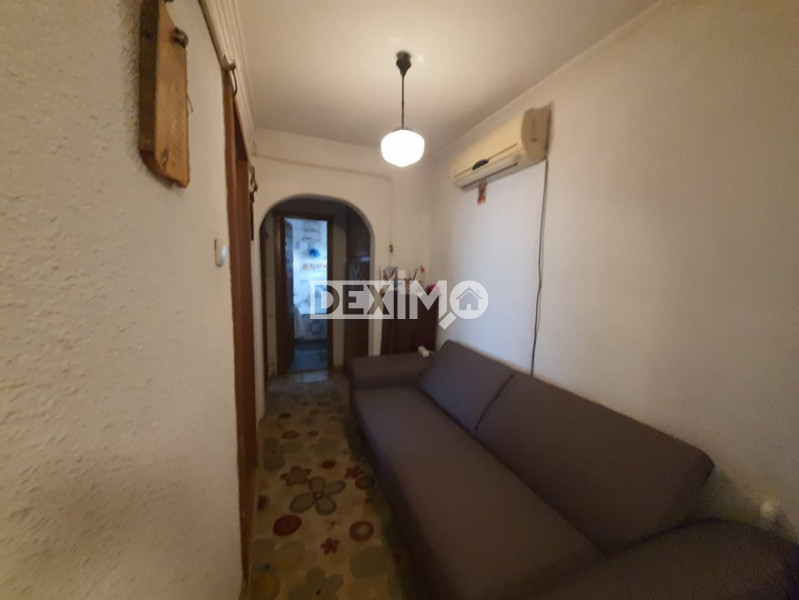 OCAZIE!!! TOMIS NORD APARTAMENT CU 3 CAMERE DECOMANDAT CENTRALA GAZE 