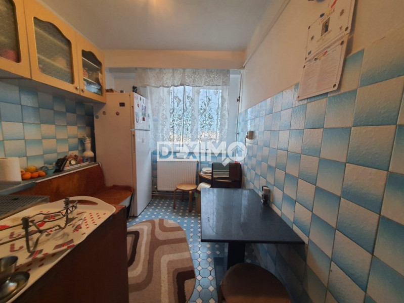 OCAZIE!!! TOMIS NORD APARTAMENT CU 3 CAMERE DECOMANDAT CENTRALA GAZE 