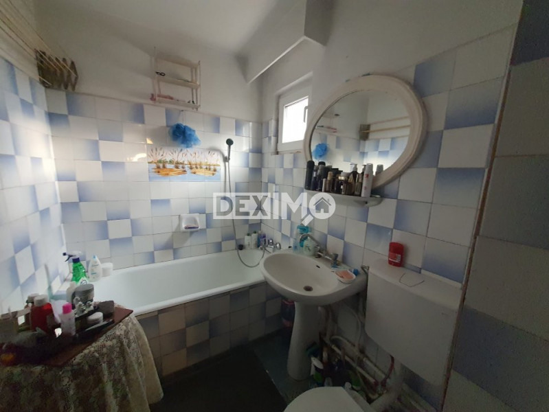 OCAZIE!!! TOMIS NORD APARTAMENT CU 3 CAMERE DECOMANDAT CENTRALA GAZE 