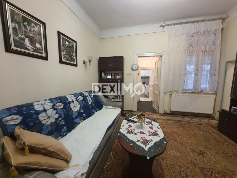 Oportunitate! Casa 4 Camere - Tomis I - Teren 345 Mp - Centrala Pe Gaze - Garaj