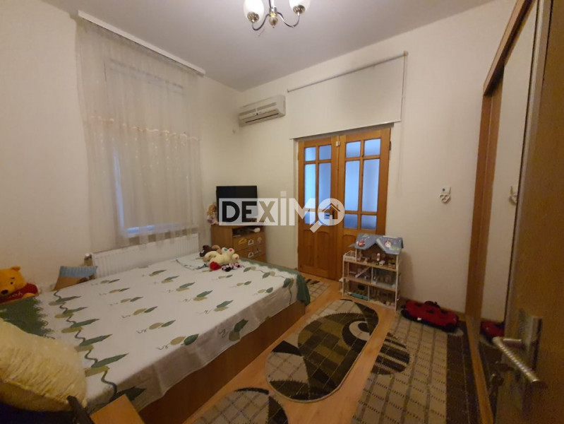Oportunitate! Casa 4 Camere - Tomis I - Teren 345 Mp - Centrala Pe Gaze - Garaj