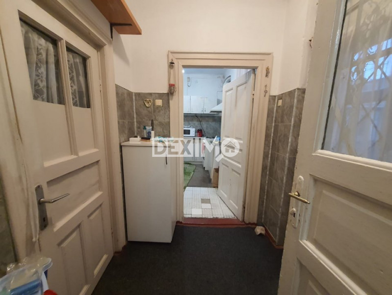 Oportunitate! Casa 4 Camere - Tomis I - Teren 345 Mp - Centrala Pe Gaze - Garaj