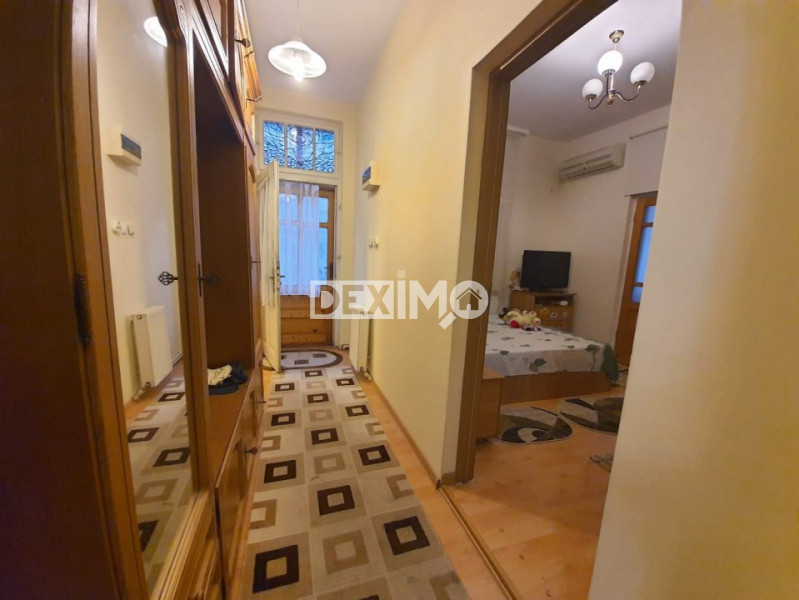 Oportunitate! Casa 4 Camere - Tomis I - Teren 345 Mp - Centrala Pe Gaze - Garaj