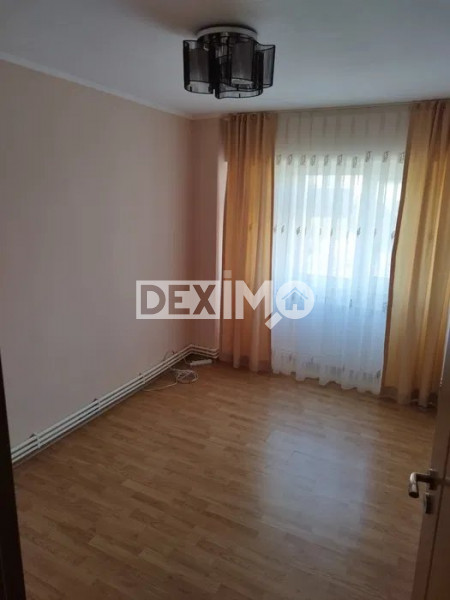 Apartament 3 Camere - Zona Anda - Etaj 3 - Renovat - Centrala Pe Gaze