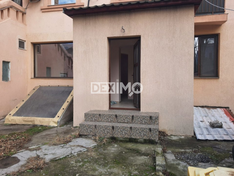 Apartament 2 Camere In Vila - Ultracentral - Liceul Pedagogic - curte