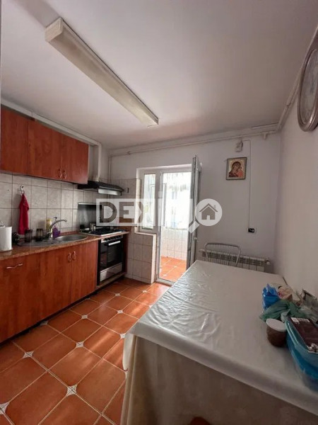 Apartament 3 Camere - Zona Anda - Etaj 2 - Mobilat - Centrala Pe Gaze