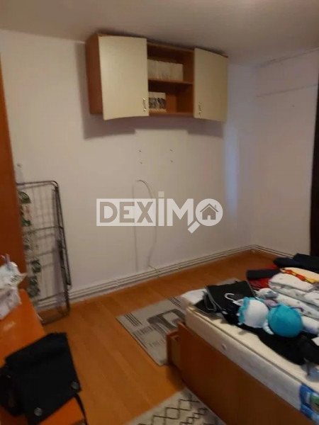 Apartament 3 Camere - Casa De Cultura - Parter - Balcon - Centrala Pe Gaze