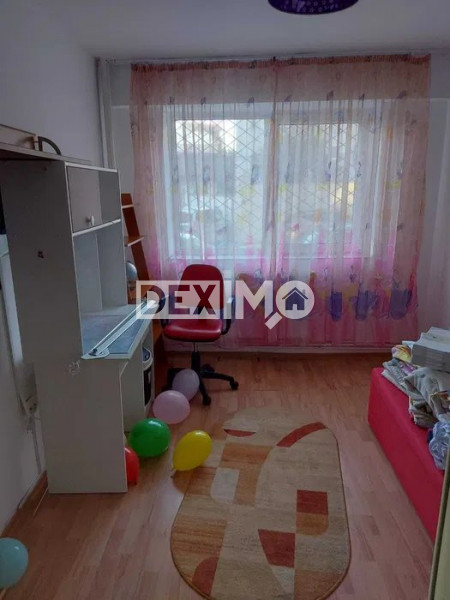 Apartament 3 Camere - Casa De Cultura - Parter - Balcon - Centrala Pe Gaze