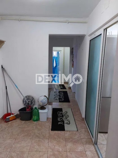 Apartament 3 Camere - Casa De Cultura - Parter - Balcon - Centrala Pe Gaze