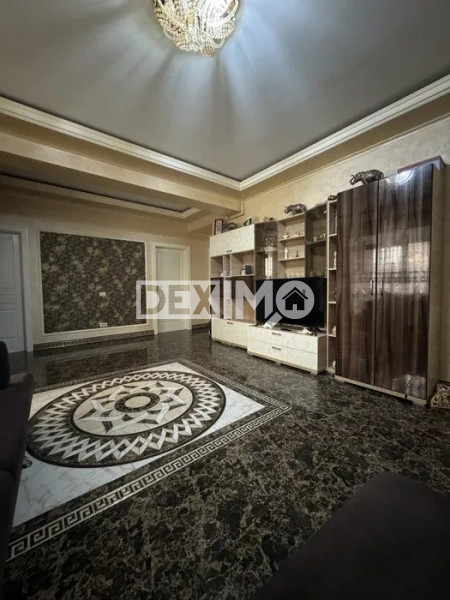 Apartament 3 Camere - Zona Compozitori - Parter - Beci