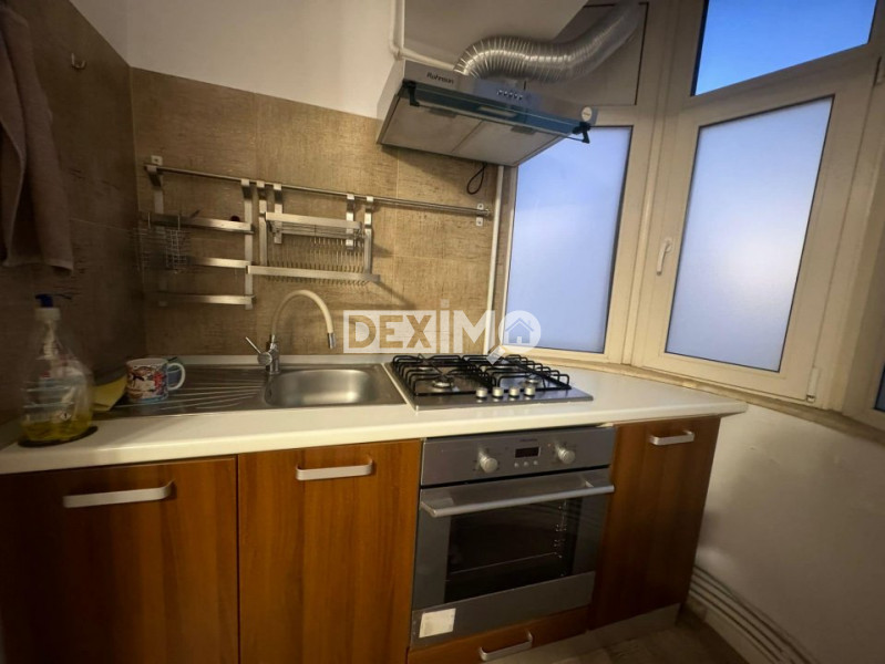 Apartament 3 Camere - Tomis I - Zona Victoria - Etaj 1 - Renovat - Mobilat 