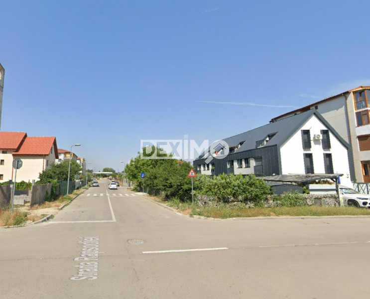 Teren 500 Mp - Zona Compozitori - Toate Utilitatile La Strada